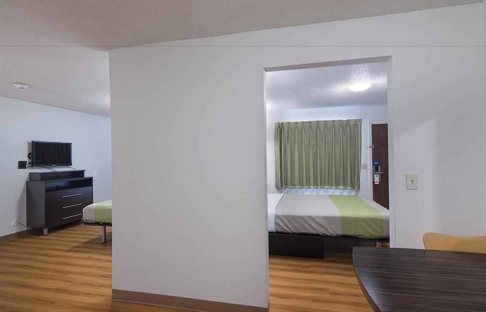 Studio Inn Extended Stay Oklahoma City Airport By Oyo מראה חיצוני תמונה
