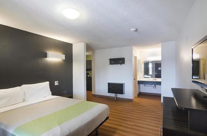 Studio Inn Extended Stay Oklahoma City Airport By Oyo מראה חיצוני תמונה