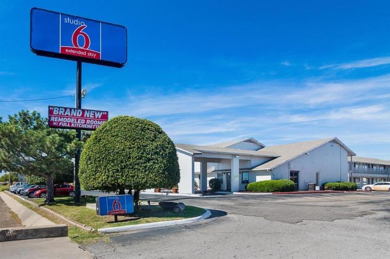 Studio Inn Extended Stay Oklahoma City Airport By Oyo מראה חיצוני תמונה